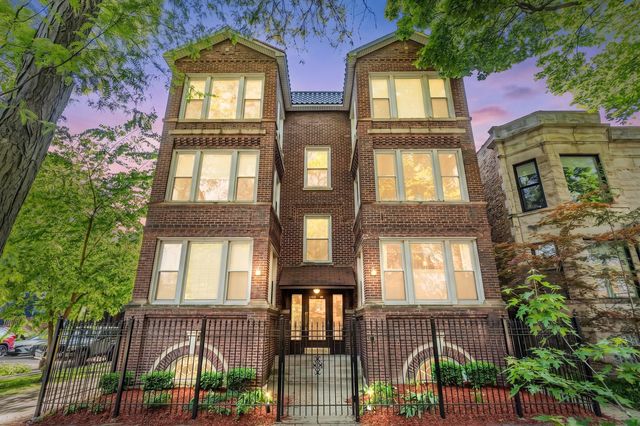 4700 N Campbell Avenue 2, Chicago, IL 60625