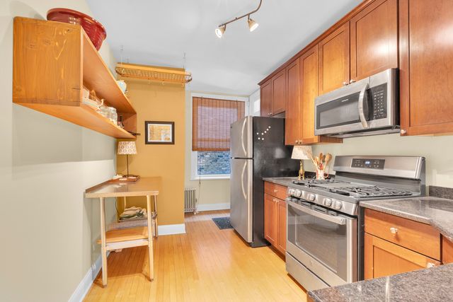 4700 N Campbell Avenue 2, Chicago, IL 60625