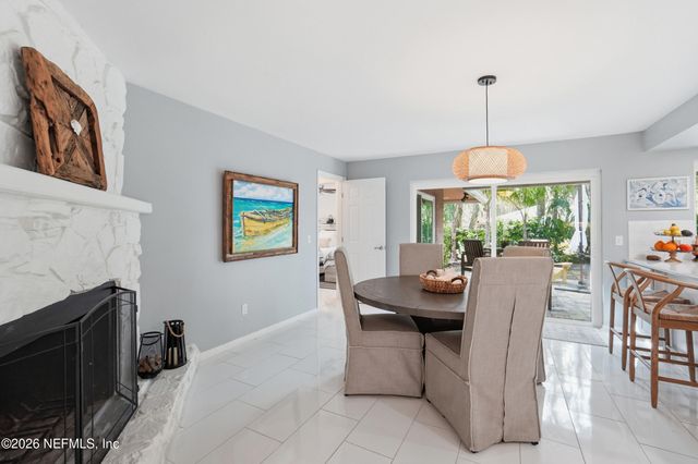 102 GRANADA Lane, Ponte Vedra Beach, FL 32082