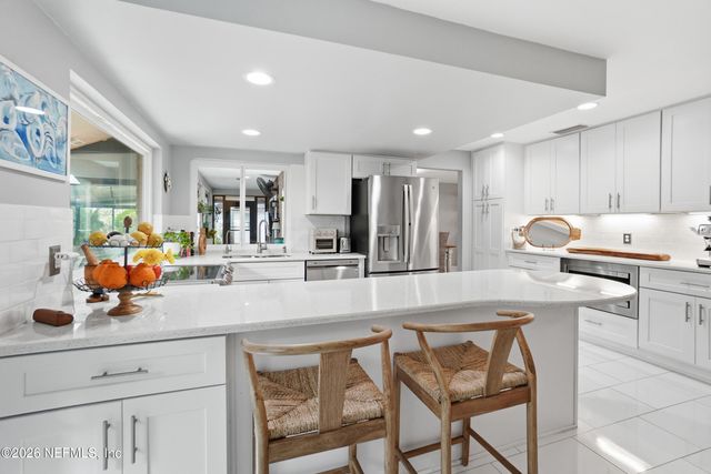 102 GRANADA Lane, Ponte Vedra Beach, FL 32082