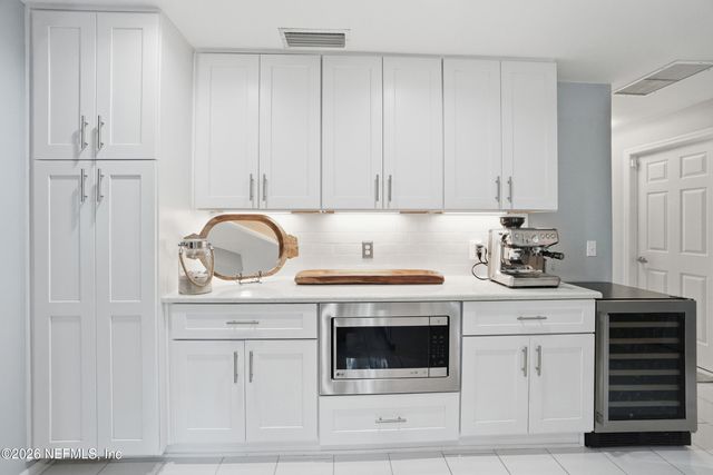 102 GRANADA Lane, Ponte Vedra Beach, FL 32082