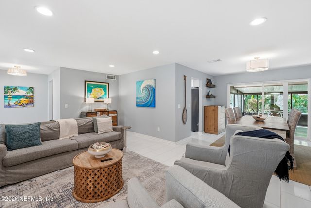 102 GRANADA Lane, Ponte Vedra Beach, FL 32082