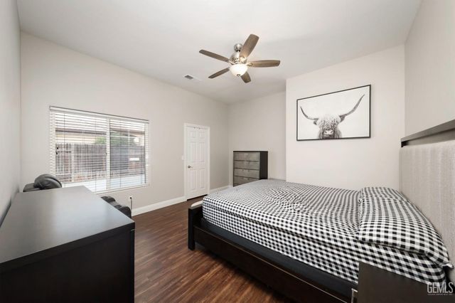 15520 Arabella Avenue, Bakersfield, CA 93314