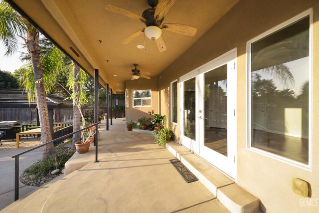 15520 Arabella Avenue, Bakersfield, CA 93314
