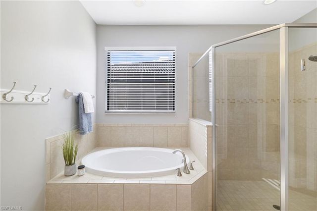 26141 Saint Michael LN, Bonita Springs, FL 34135