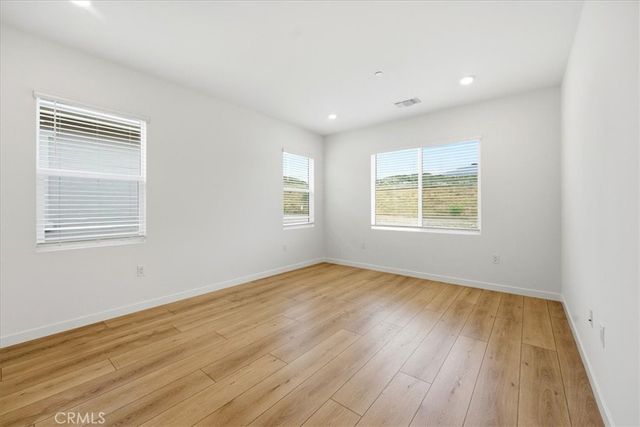 23720 Wilcox Drive, Newhall, CA 91321