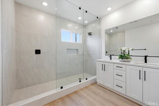 23720 Wilcox Drive, Newhall, CA 91321