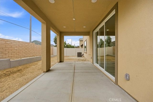 23720 Wilcox Drive, Newhall, CA 91321