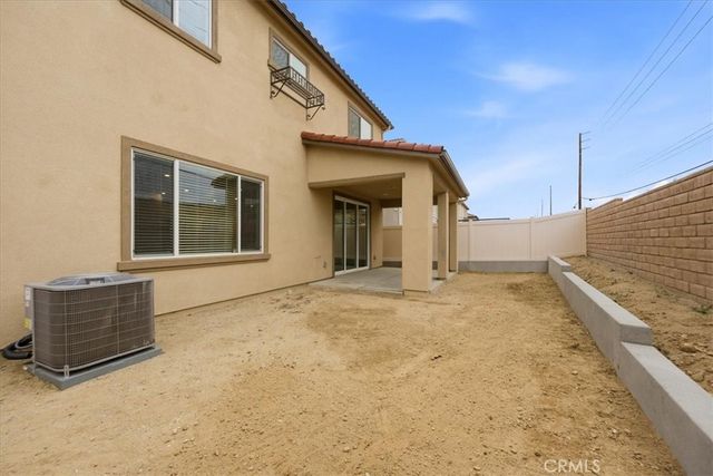 23720 Wilcox Drive, Newhall, CA 91321