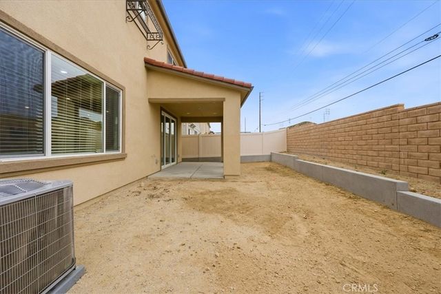 23720 Wilcox Drive, Newhall, CA 91321