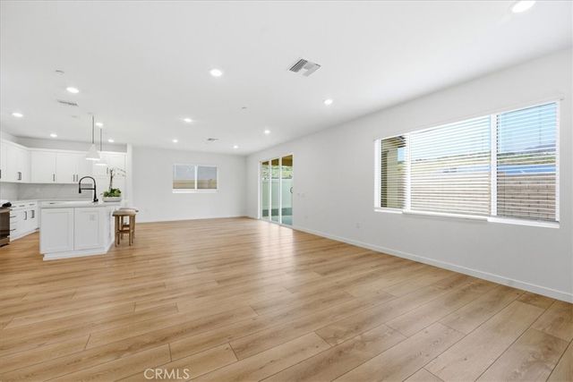 23720 Wilcox Drive, Newhall, CA 91321