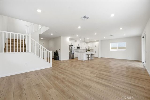 23720 Wilcox Drive, Newhall, CA 91321