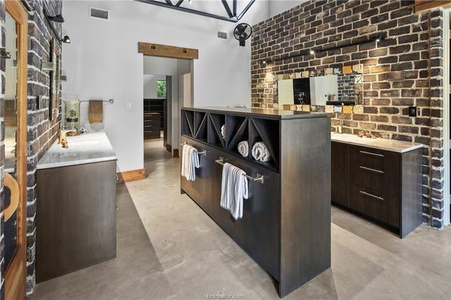 2917 Blue Belle Drive, Bryan, TX 77807