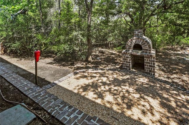 2917 Blue Belle Drive, Bryan, TX 77807
