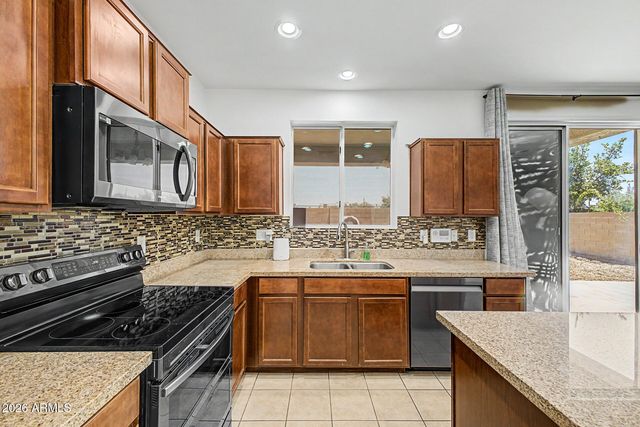 5821 S 35TH Place, Phoenix, AZ 85040