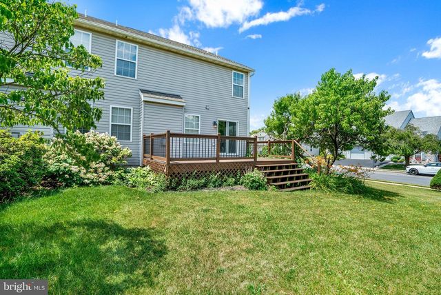 1 ONTARIO DR, Reading, PA 19608