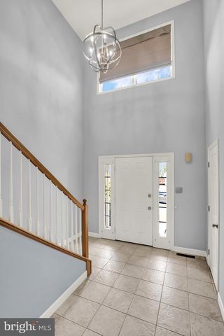1 ONTARIO DR, Reading, PA 19608