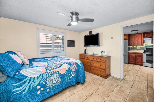 1000 CRANE COURT, Dunedin, FL 34698