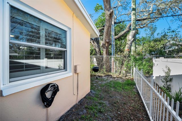 1000 CRANE COURT, Dunedin, FL 34698