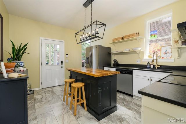 4045 Cleveland Avenue, St Louis, MO 63110