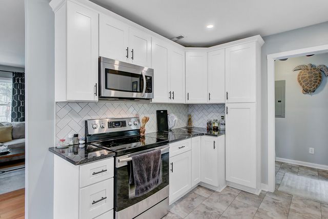 1531 Seacroft Road, Charleston, SC 29412