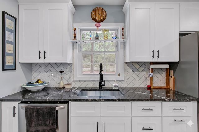 1531 Seacroft Road, Charleston, SC 29412