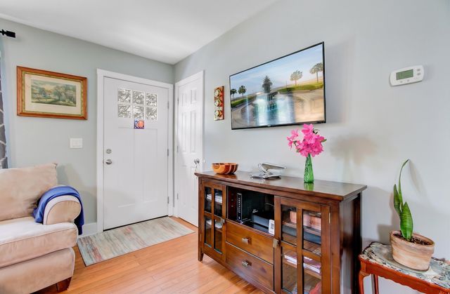1531 Seacroft Road, Charleston, SC 29412