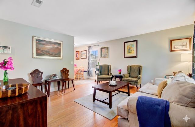 1531 Seacroft Road, Charleston, SC 29412