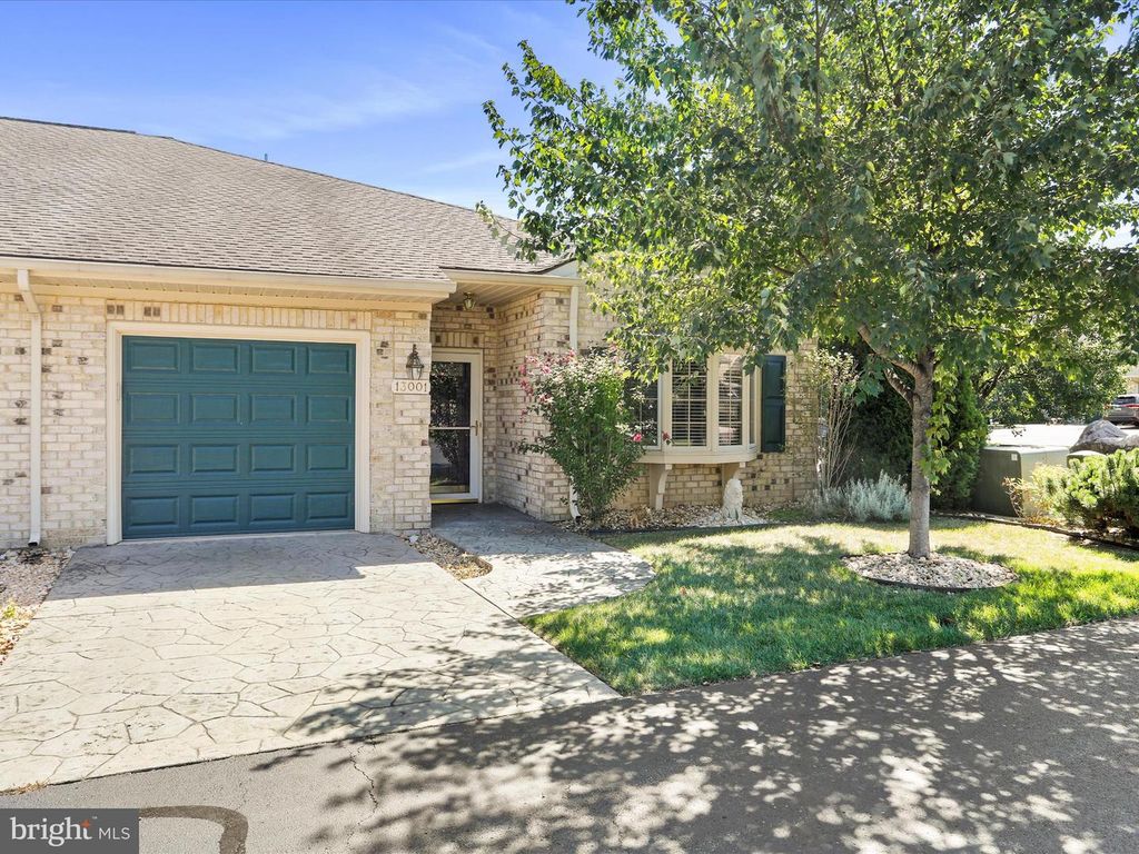 13001 LITTLE HAYDEN CIR #42, Hagerstown, MD 21742