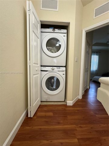 133 SE 28th Ter 8, Homestead, FL 33033