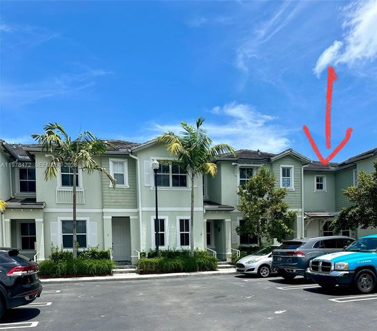 133 SE 28th Ter 8, Homestead, FL 33033