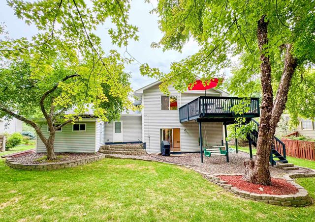 14790 40th Avenue N, Plymouth, MN 55446