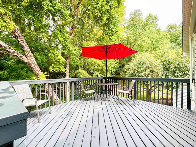 14790 40th Avenue N, Plymouth, MN 55446