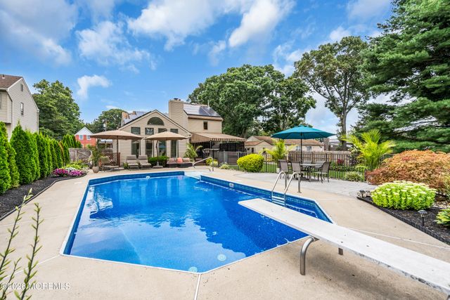 615 Dave Marion Road, Toms River, NJ 08753