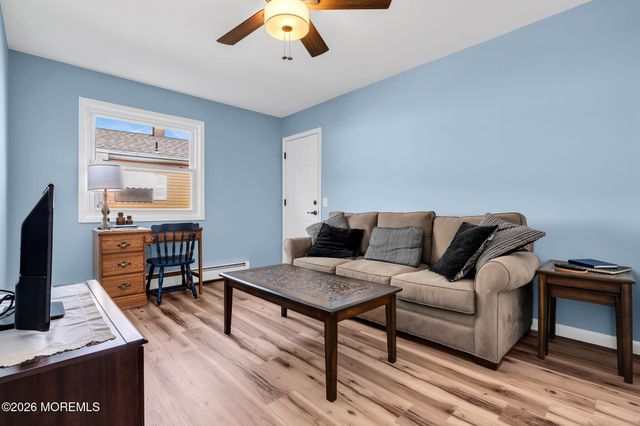 31 Vail Street, Toms River, NJ 08757