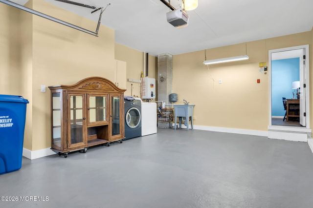 31 Vail Street, Toms River, NJ 08757