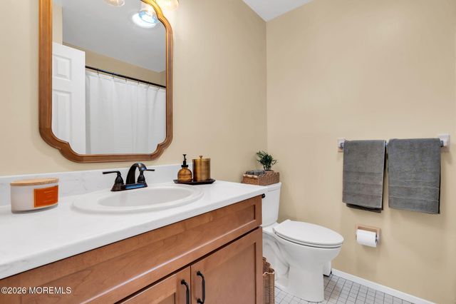 31 Vail Street, Toms River, NJ 08757