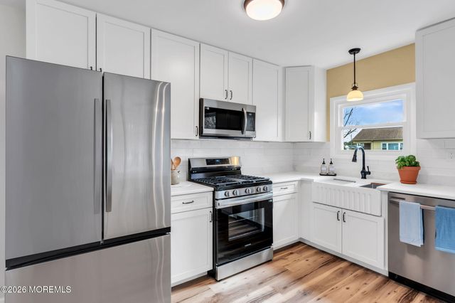 31 Vail Street, Toms River, NJ 08757