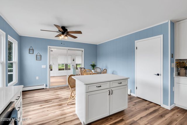 31 Vail Street, Toms River, NJ 08757