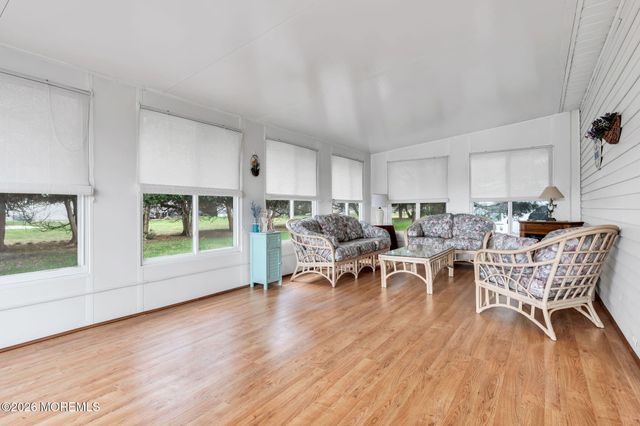 31 Vail Street, Toms River, NJ 08757