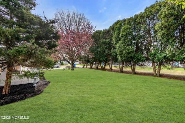 31 Vail Street, Toms River, NJ 08757