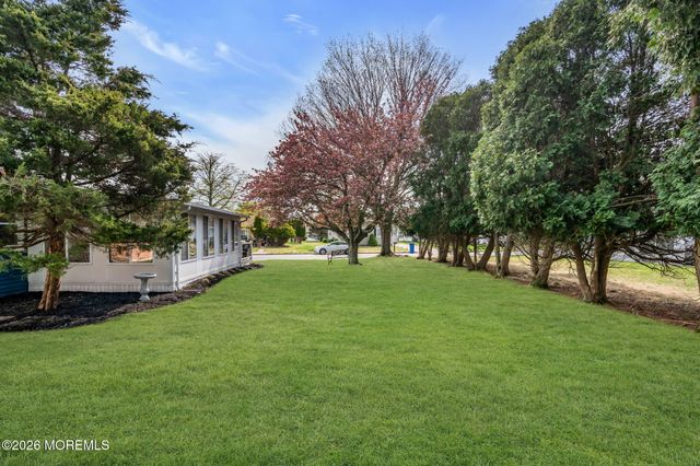 31 Vail Street, Toms River, NJ 08757