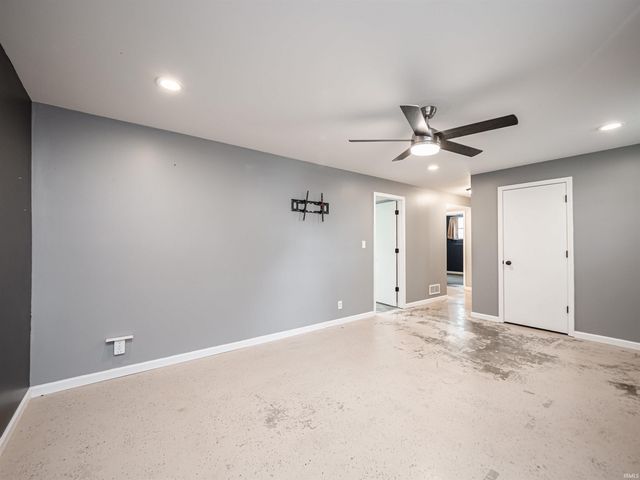 4121 Deer Trail, Evansville, IN 47715