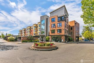 210 W Pioneer #316, Puyallup, WA 98371