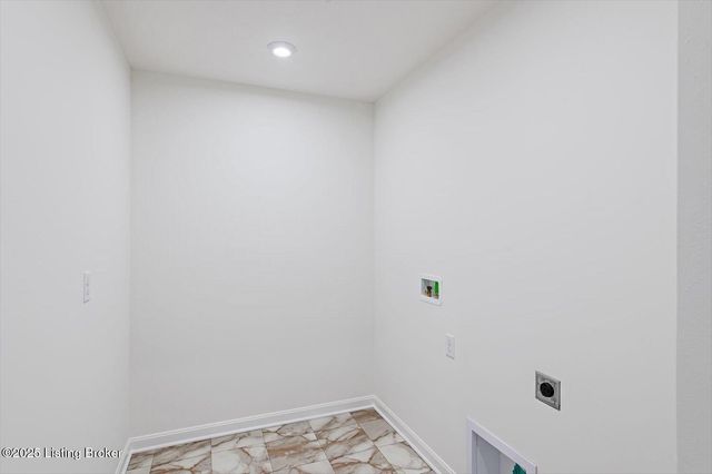 478 Mud Hen Dr, Shepherdsville, KY 40165