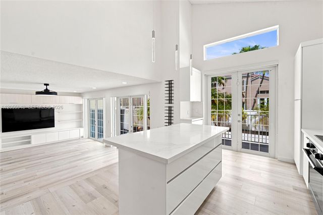1457 NW 159th Ln, Pembroke Pines, FL 33028