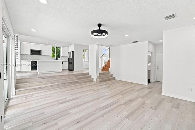 1457 NW 159th Ln, Pembroke Pines, FL 33028