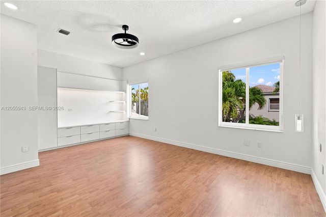 1457 NW 159th Ln, Pembroke Pines, FL 33028