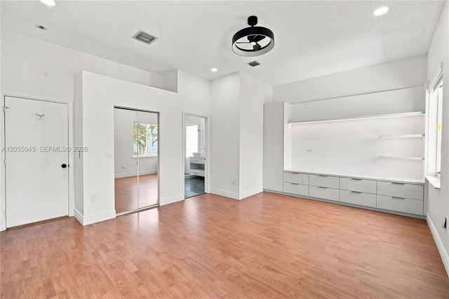 1457 NW 159th Ln, Pembroke Pines, FL 33028