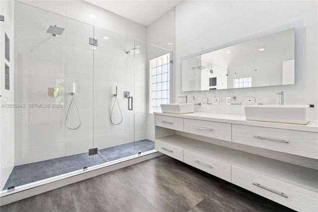1457 NW 159th Ln, Pembroke Pines, FL 33028